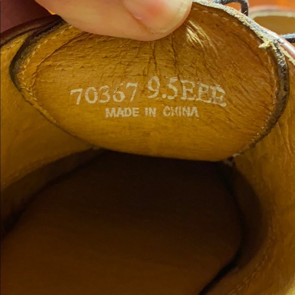 Florsheim Men’s Comfortech Leather Shoes - Picture 7 of 8